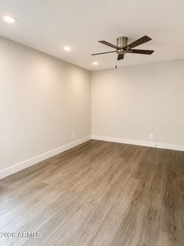 5952 W TOWNLEY Avenue, Glendale, AZ 85302