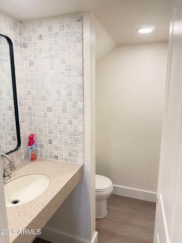 5952 W TOWNLEY Avenue, Glendale, AZ 85302