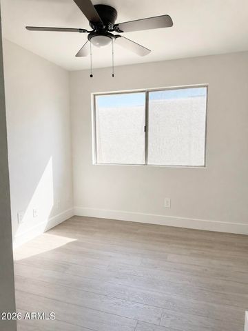 5952 W TOWNLEY Avenue, Glendale, AZ 85302