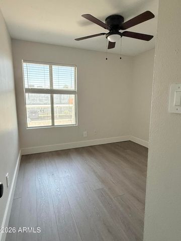 5952 W TOWNLEY Avenue, Glendale, AZ 85302