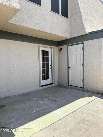 5952 W TOWNLEY Avenue, Glendale, AZ 85302