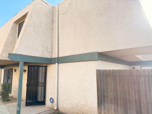 5952 W TOWNLEY Avenue, Glendale, AZ 85302