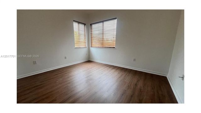 3600 Oaks Clubhouse Dr 511, Pompano Beach, FL 33069
