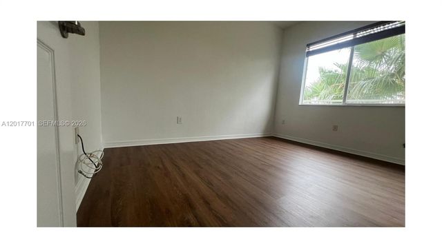 3600 Oaks Clubhouse Dr 511, Pompano Beach, FL 33069