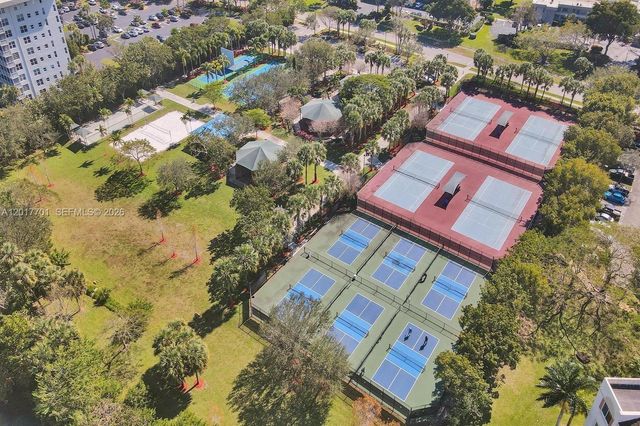 3600 Oaks Clubhouse Dr 511, Pompano Beach, FL 33069