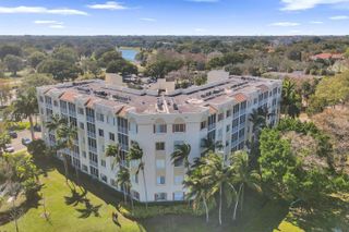3600 Oaks Clubhouse Dr 511, Pompano Beach, FL 33069