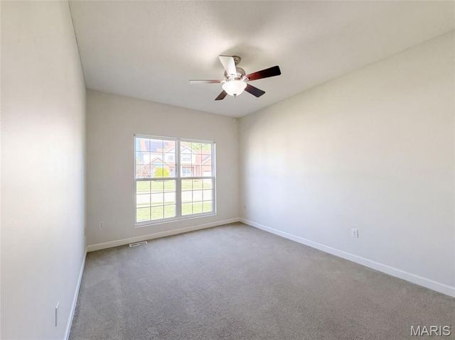6 White Fang Drive, Glen Carbon, IL 62034