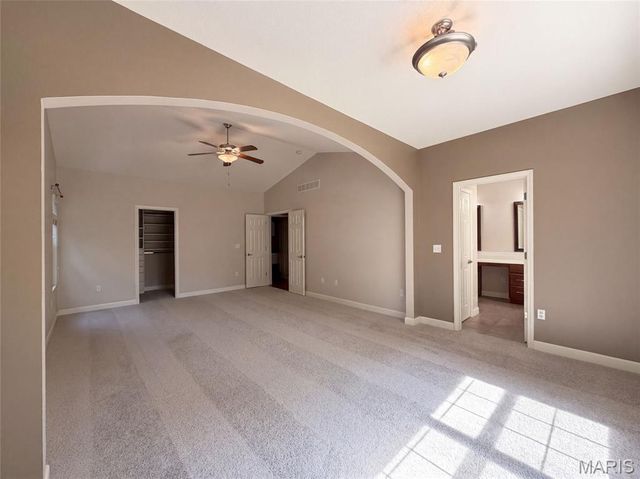 6 White Fang Drive, Glen Carbon, IL 62034