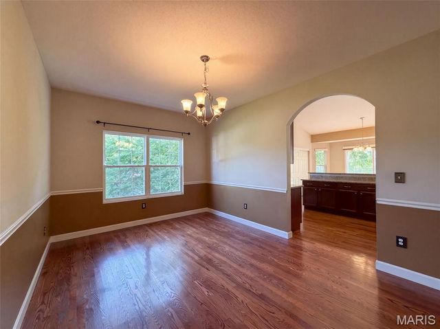 6 White Fang Drive, Glen Carbon, IL 62034