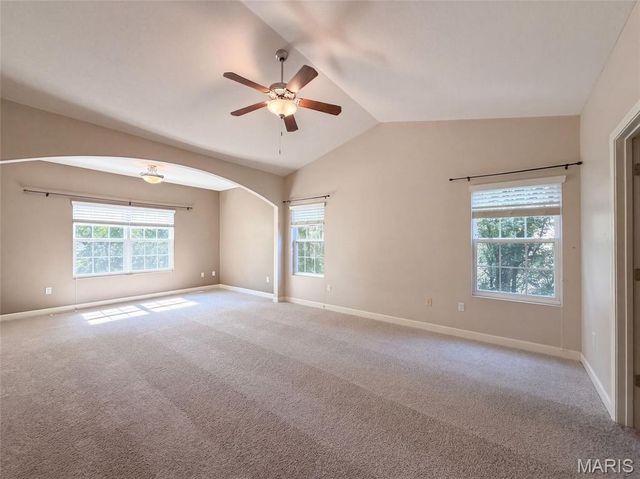 6 White Fang Drive, Glen Carbon, IL 62034