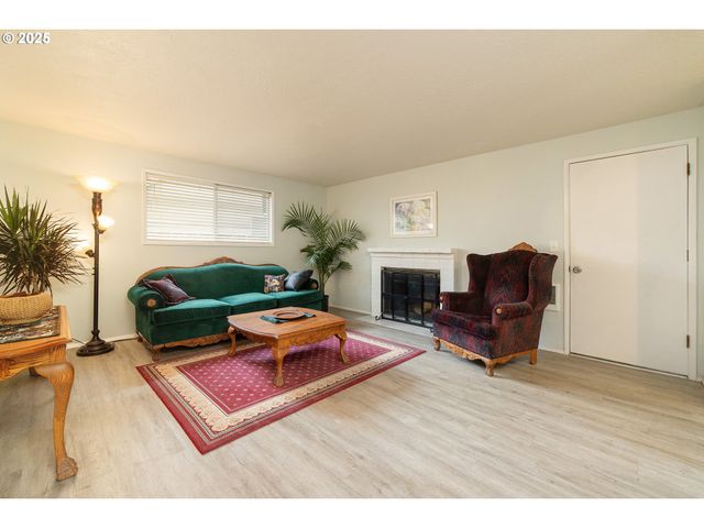 5506 Se 89TH Ave, Portland, OR 97266