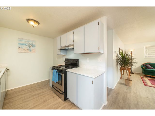 5506 Se 89TH Ave, Portland, OR 97266