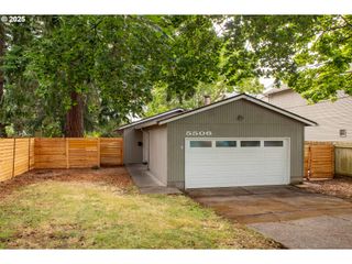 5506 Se 89TH Ave, Portland, OR 97266