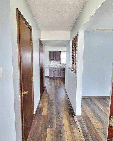 6715 Prescott Court, Fort Wayne, IN 46816