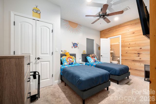 127 Deer Hill Lane, Weaverville, NC 28787