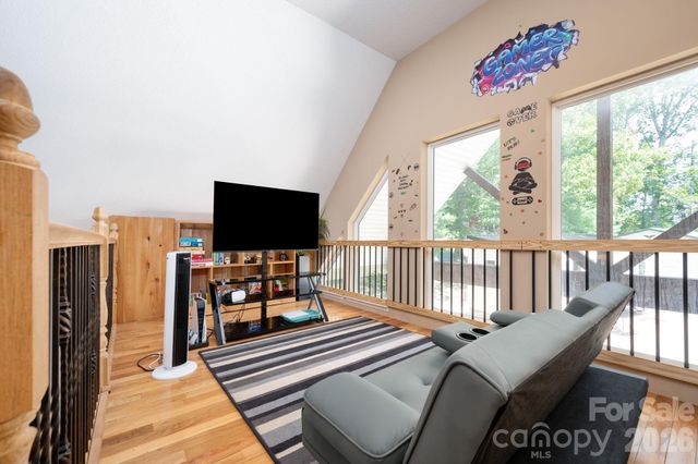 127 Deer Hill Lane, Weaverville, NC 28787