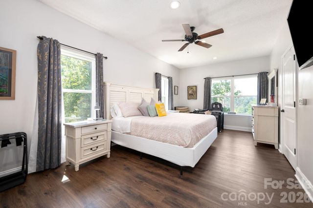 127 Deer Hill Lane, Weaverville, NC 28787