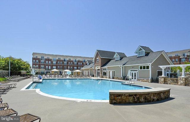 42265 HAMPTON WOODS TER, Brambleton, VA 20148