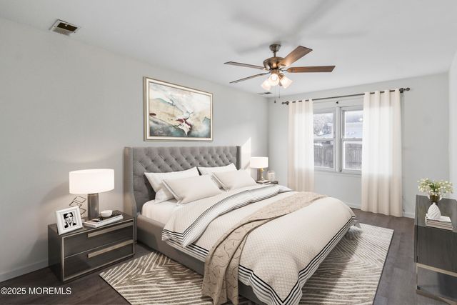 32 Dakota Avenue, North Middletown, NJ 07748