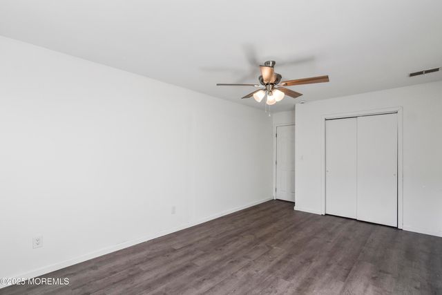 32 Dakota Avenue, North Middletown, NJ 07748