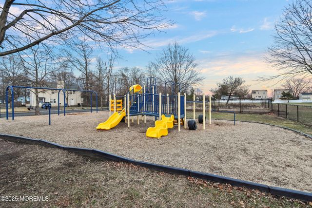 32 Dakota Avenue, North Middletown, NJ 07748