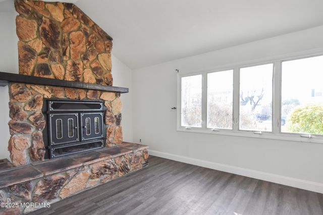 32 Dakota Avenue, North Middletown, NJ 07748