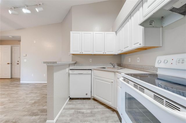 2210 YANKEE PLACE 334, Orlando, FL 32839