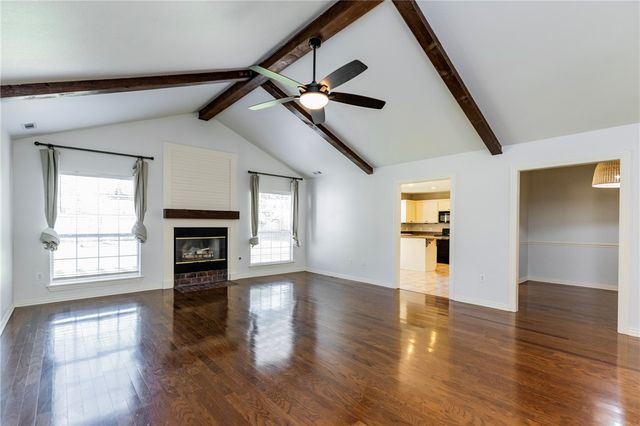 3278 W Barite Drive, Fayetteville, AR 72704