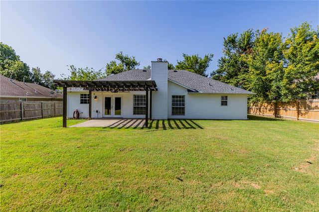 3278 W Barite Drive, Fayetteville, AR 72704