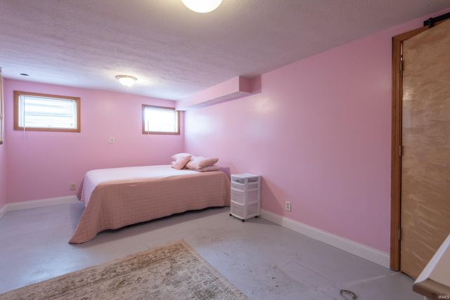 8115 S Strain Ridge Road, Bloomington, IN 47401