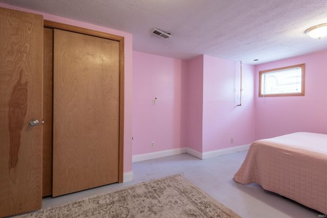 8115 S Strain Ridge Road, Bloomington, IN 47401