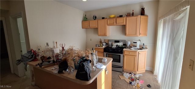 26736 Rue Saint Anne Court, Warrensville Heights, OH 44128