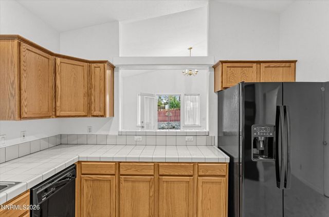 15 Caterpillar Court, Sparks, NV 89441