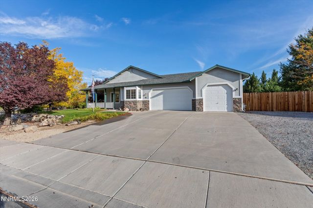 15 Caterpillar Court, Sparks, NV 89441