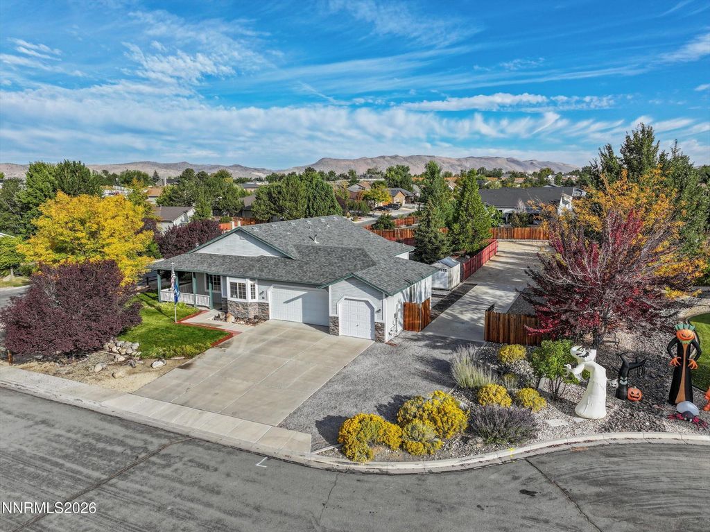 15 Caterpillar Court, Sparks, NV 89441