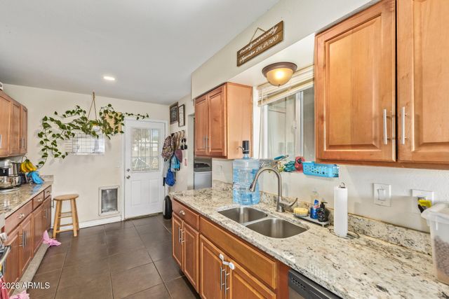 3017 N 87TH Avenue, Phoenix, AZ 85037