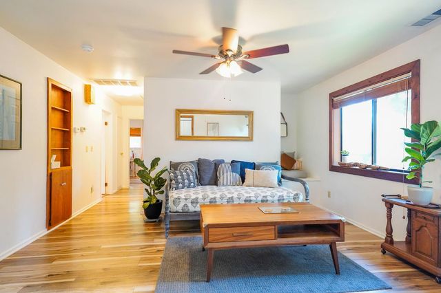 518 Whiting St, Grass Valley, CA 95945