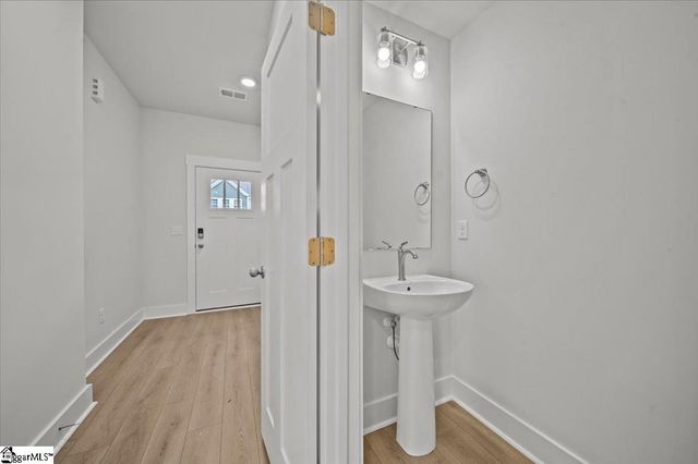 529 W Norvell Court, Spartanburg, SC 29307