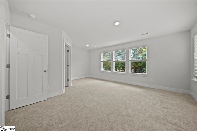 529 W Norvell Court, Spartanburg, SC 29307