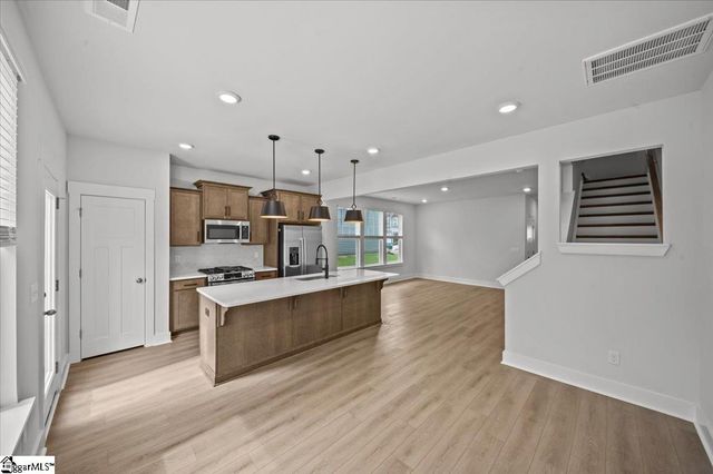 529 W Norvell Court, Spartanburg, SC 29307