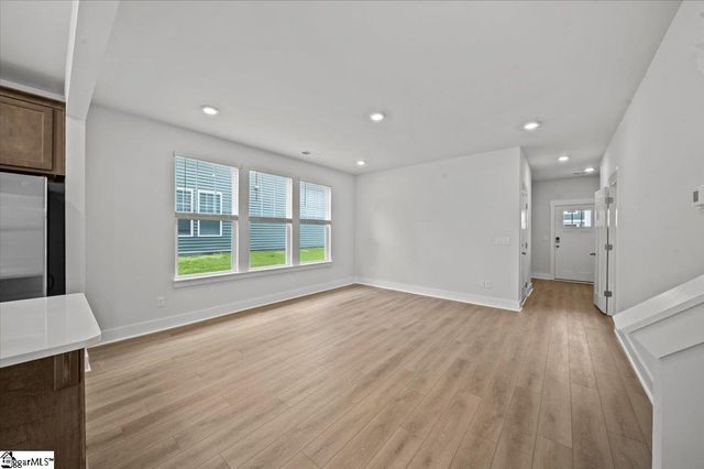 529 W Norvell Court, Spartanburg, SC 29307