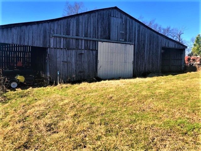2270 Shuler Branch Rd, Ethridge, TN 38456
