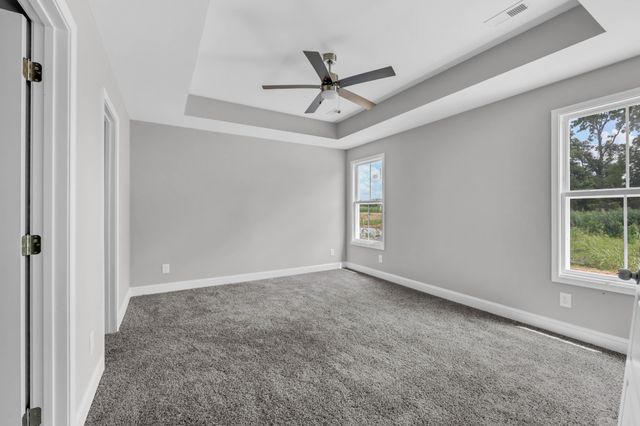 2677 Brewster Dr, Clarksville, TN 37042