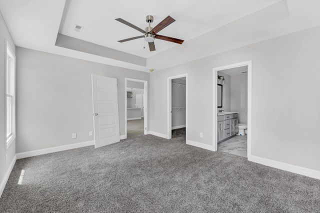 2677 Brewster Dr, Clarksville, TN 37042