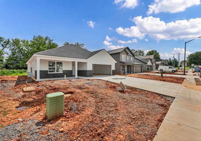 2677 Brewster Dr, Clarksville, TN 37042