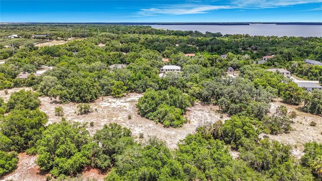 3228 COURTNEY DRIVE, Lake Wales, FL 33898