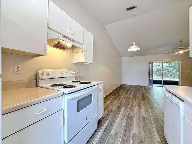 3228 COURTNEY DRIVE, Lake Wales, FL 33898