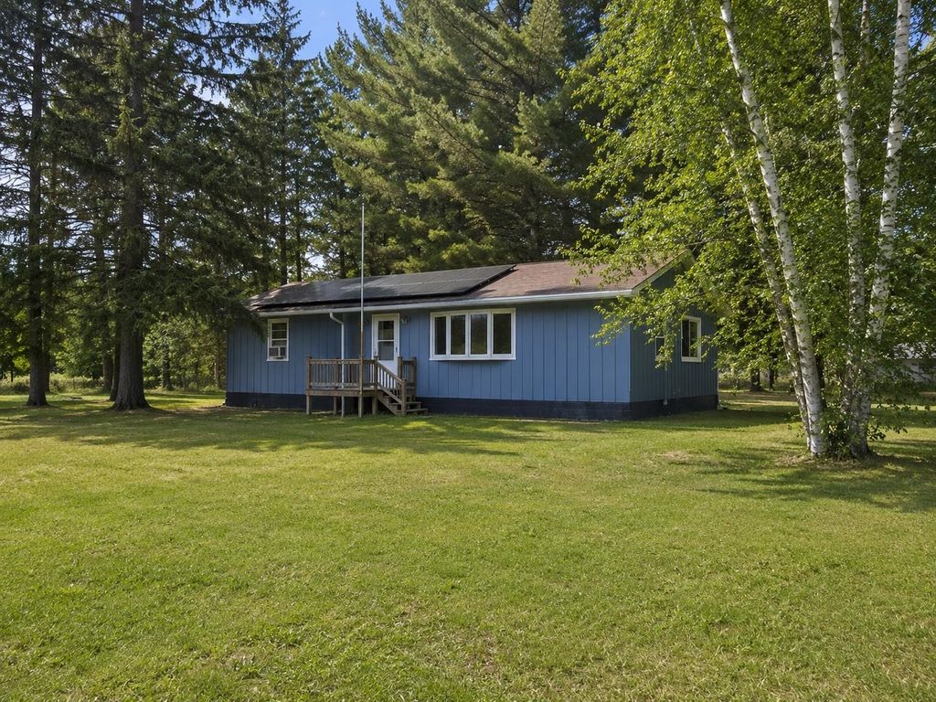9170 W Gladwin Road, Harrison, MI 48625