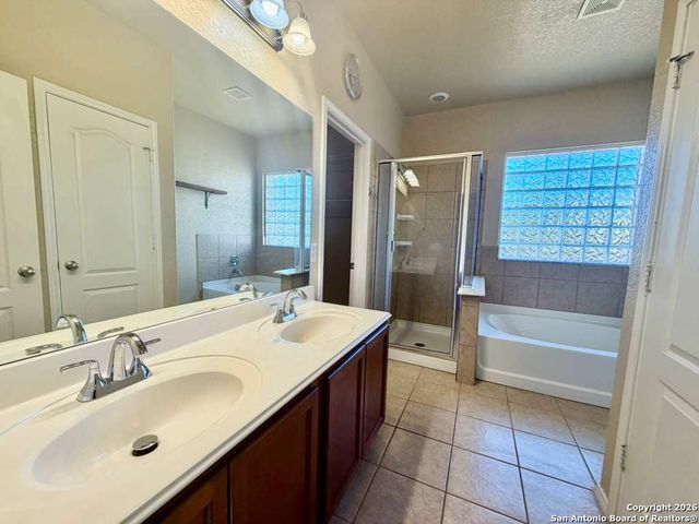 1130 Wigeon Way, New Braunfels, TX 78130