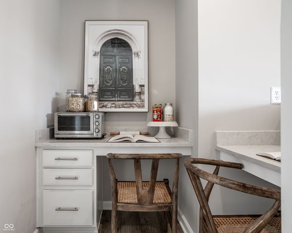 3809 Morgan Lane, Zionsville, IN 46077